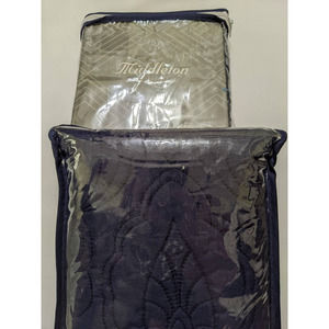 New set lot 2 PCs Middleton king pillow sham cover quilted flower floral blue